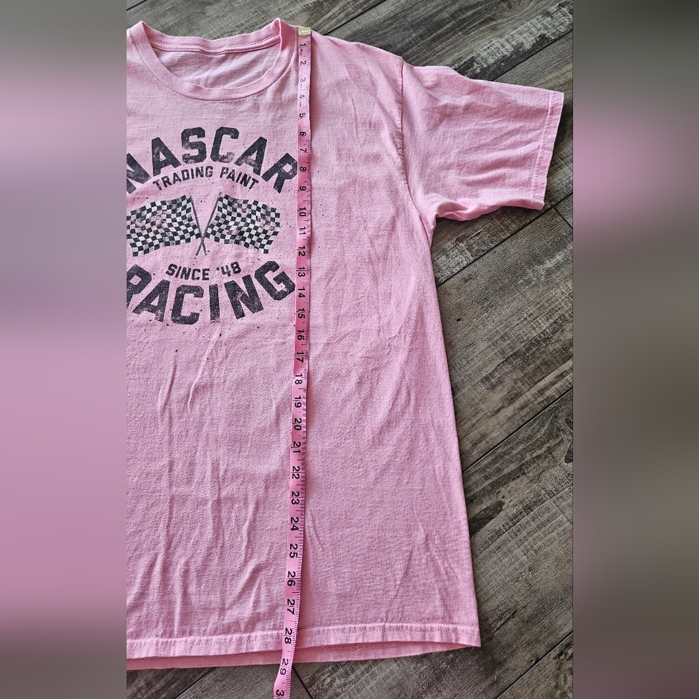 Nascar Racing Pink Tee ๐ - Picture 3 of 3